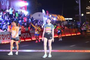 BIB: 
                            <button type="button" onclick="openModal(23339716)" class="btn btn-primary btn-sm float-right btn-popup" data-toggle="modal" data-target=".modal-high-quality">
                        <i class="fas fa-shopping-cart"></i> Add to Cart
                    </button>
                                            <button type="button" onclick="isThisMe(23339716, true)" class="btn btn-success btn-sm float-right btn-popup btn-isme hidden" data-toggle="tooltip" data-placement="bottom" title="นี่คือรูปของคุณใช่ไหม คลิกที่นี่เพื่อเอาเข้าอัลบั้ม">
                        <i class="fas fa-plus"></i> Add to album
                    </button>
                    <button type="button" onclick="isThisMe(23339716, false)" class="btn btn-warning btn-sm float-right btn-popup btn-isnotme hidden">
                        <i class="fas fa-ban"></i> Remove from album
                    </button>